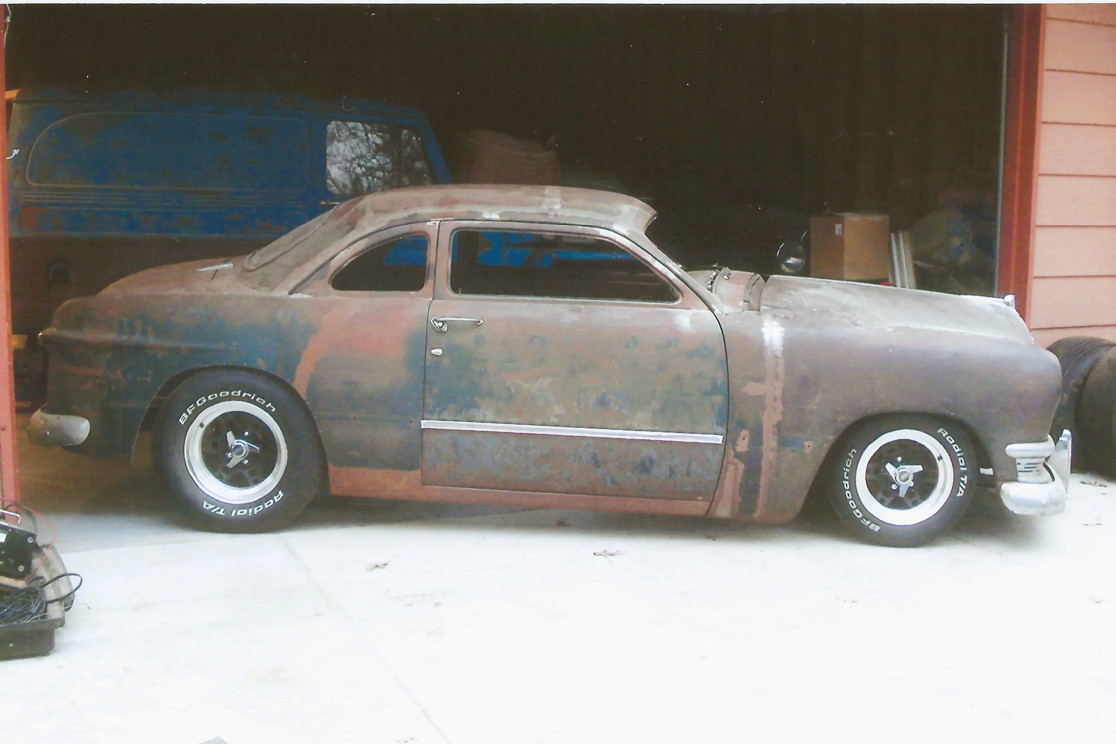 Mikes CarCreations garage photo 2