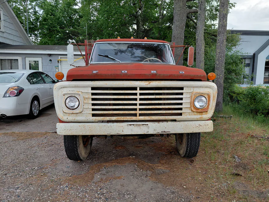 67 F600
Former grain truck from Iowa