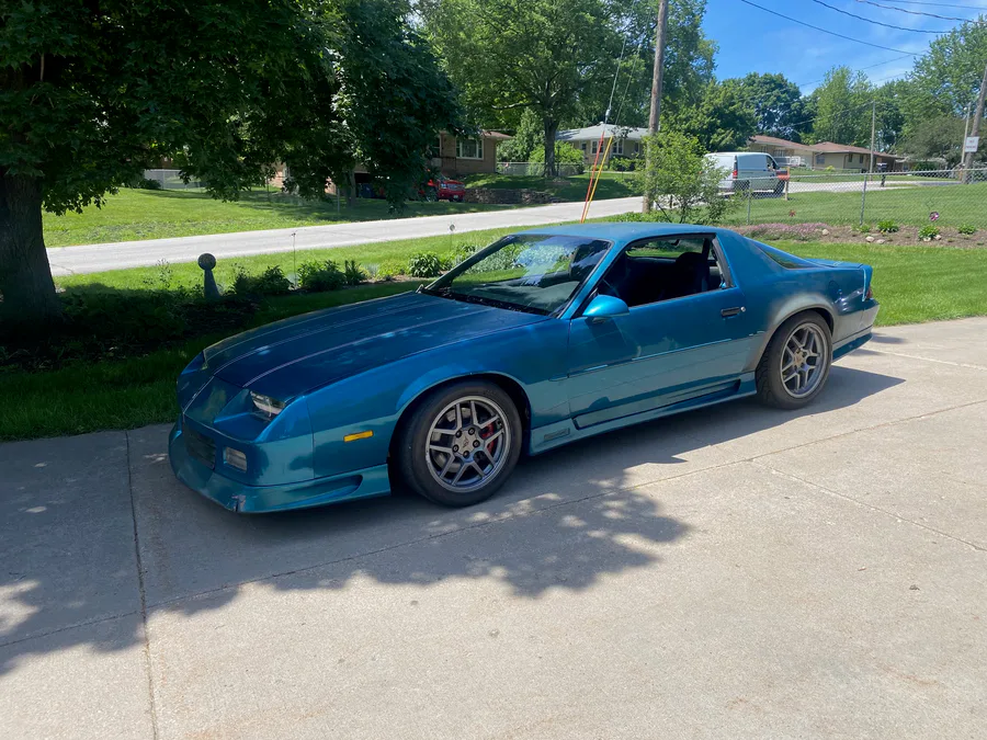 92 CamVette
C5 Z06 suspension and engine swap