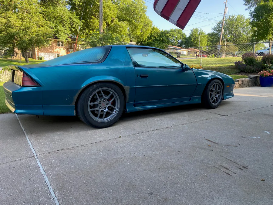 92 CamVette
C5 Z06 suspension and engine swap