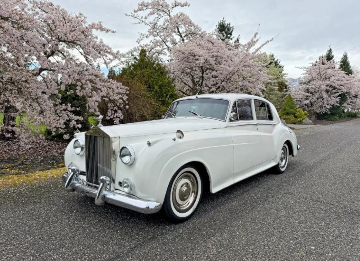 1959 Rolls is live